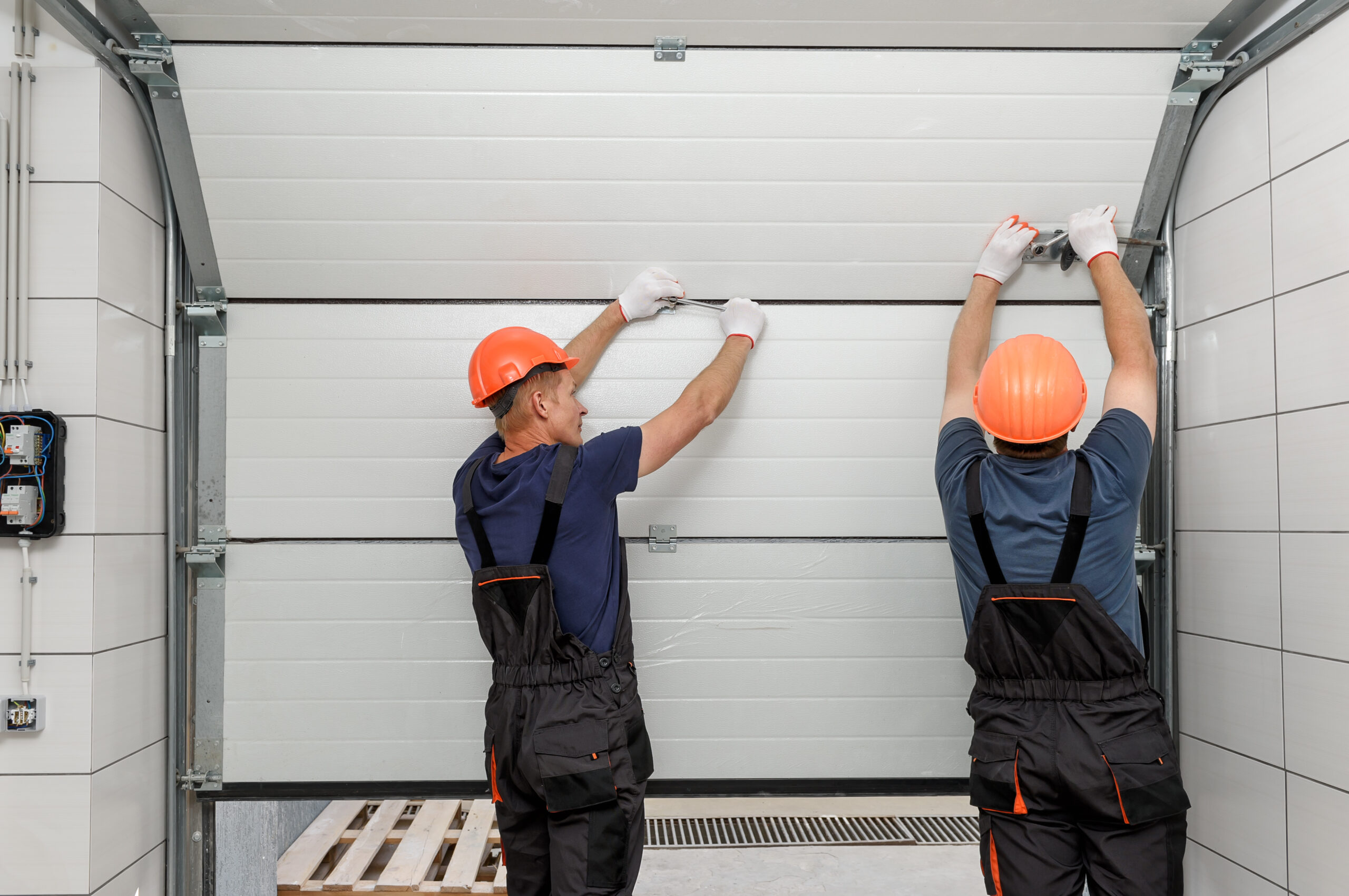 How to manually open a garage door