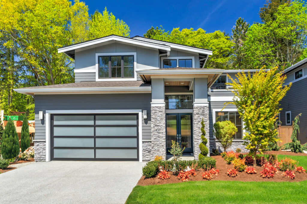 Aluminum garage door