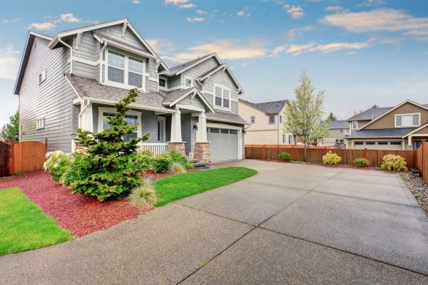 Improving Home Curb Appeal