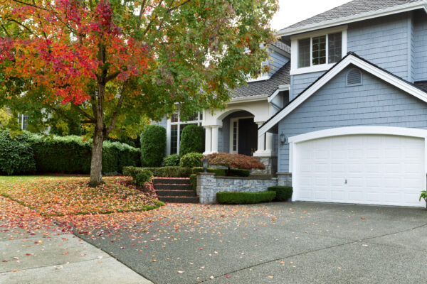 Ready to Move? 5 Tips on Selling Your Home During Fall & Winter