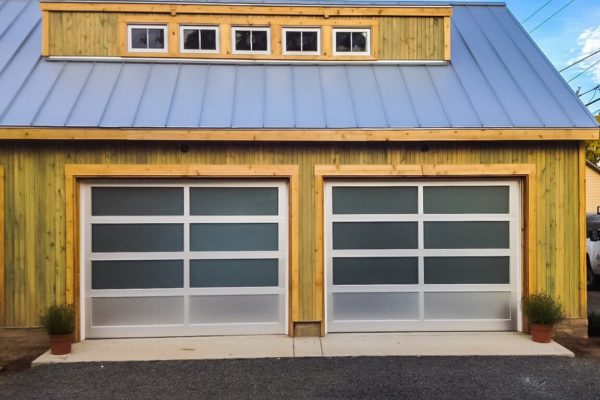 when to replace garage door